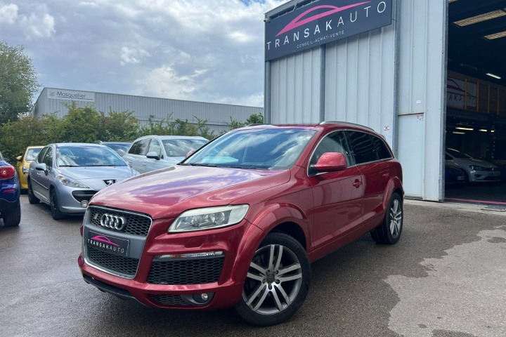 AUDI Q7